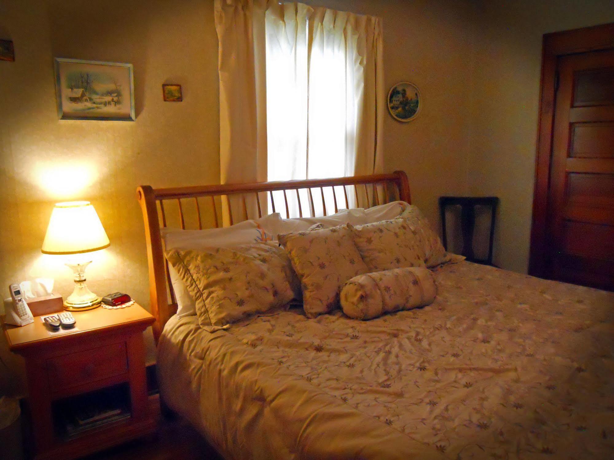 Little River Inn Motel Leon Εξωτερικό φωτογραφία