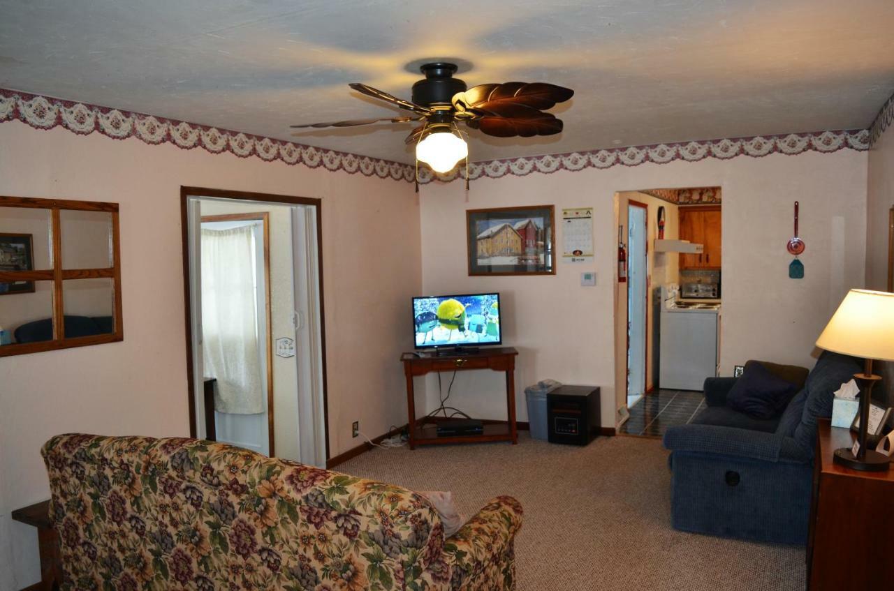 Little River Inn Motel Leon Εξωτερικό φωτογραφία